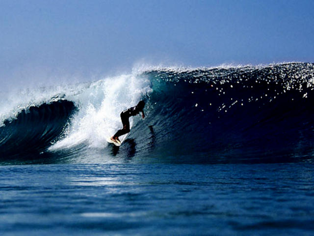 Surf em Cascais © Visit Portugal, ilustração