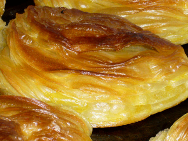 Pastel de Chaves (Distrito de Vila Real), em Alto Douro Trás-os-Montes &copy; Carlos Botelho / CC, ilustração