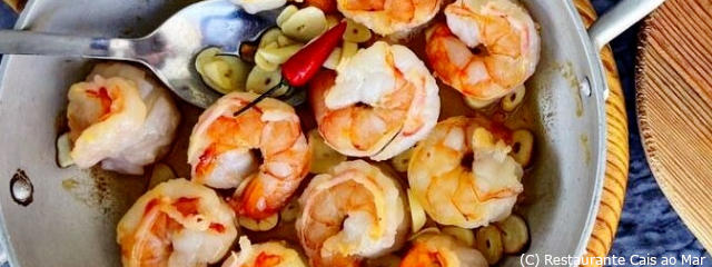 Cozinha algarvia em Albufeira, antiga vila de pescadores Distrito de Faro (Algarve), Sul de Portugal &copy; / Internet, ilustração
