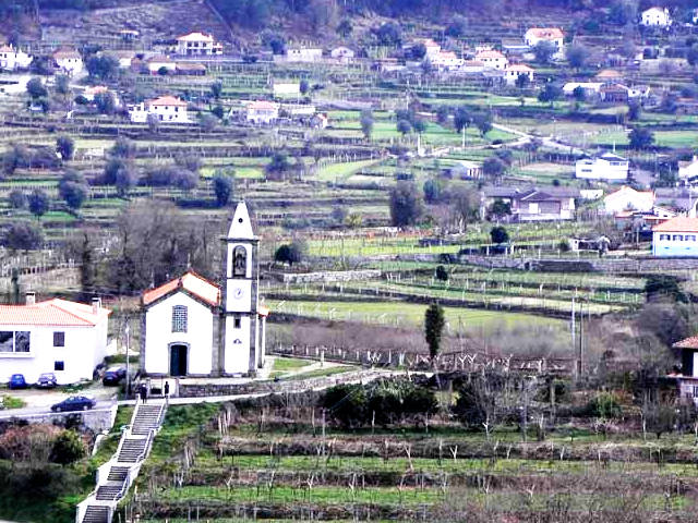 Vista de Portela e Extremo, Arcos de Valdevez, distrito de Viana do Castelo, Alto Minho &copy; CM de Arcos de Valdevez