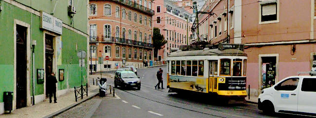 Largo das Fontainhas, Freguesia de Alcântara, Lisboa &copy; Google Earth Pro