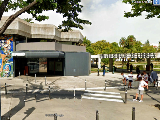 Universidade de Lisboa, Jardim do Campo Grande em Alvalade, Freguesia de Alvalade, Lisboa &copy;  Google Earth Pro