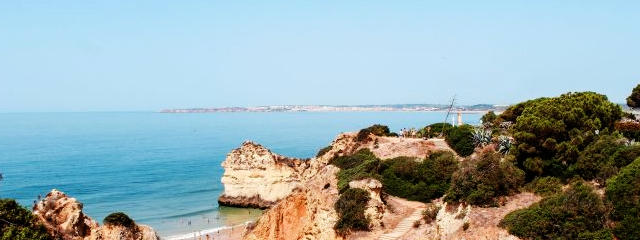 Prainha, em Portimão, Distrito de Faro, Algarve &copy; / Images of Portugal