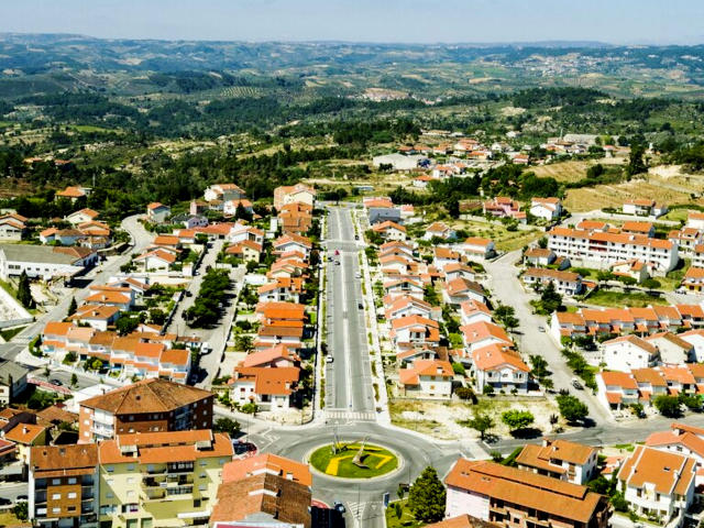 Centro de Valpaços (Distrito de Vila Real), em Alto Douro Trás-os-Montes &copy; CM de Valpassos, ilustração